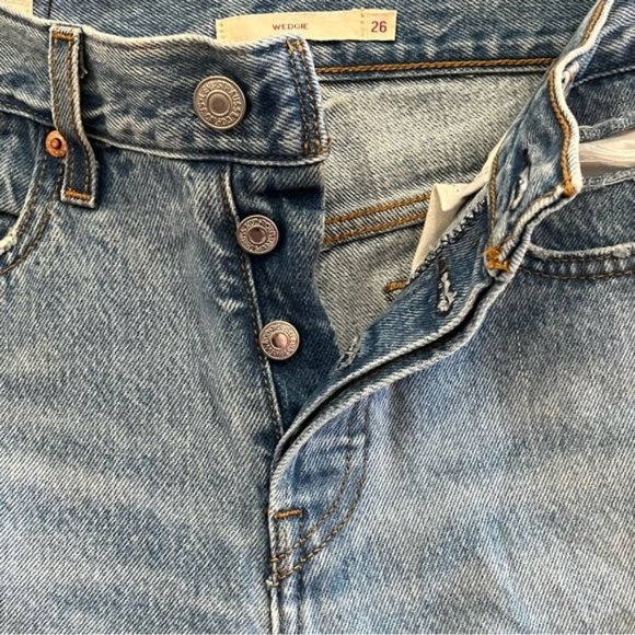 Levi's Wedgie Straight High-Waisted Mom Jean Size 26 - Picture 6 of 16